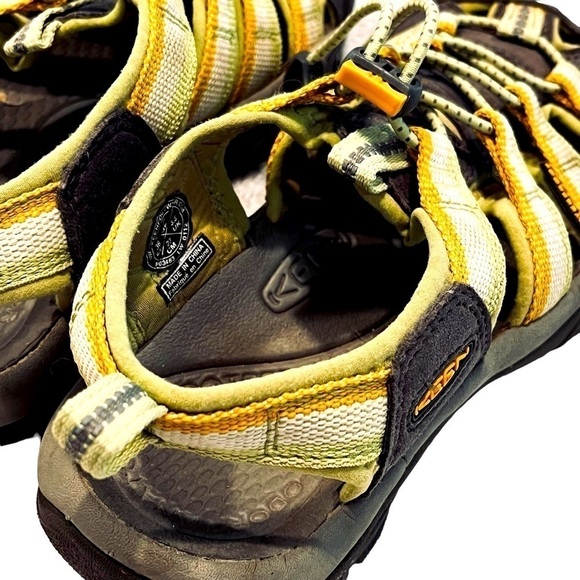 Keen Women's Size 6 Newport H2 Waterproof Backstrap Sandals Green/Yellow - Picture 5 of 10